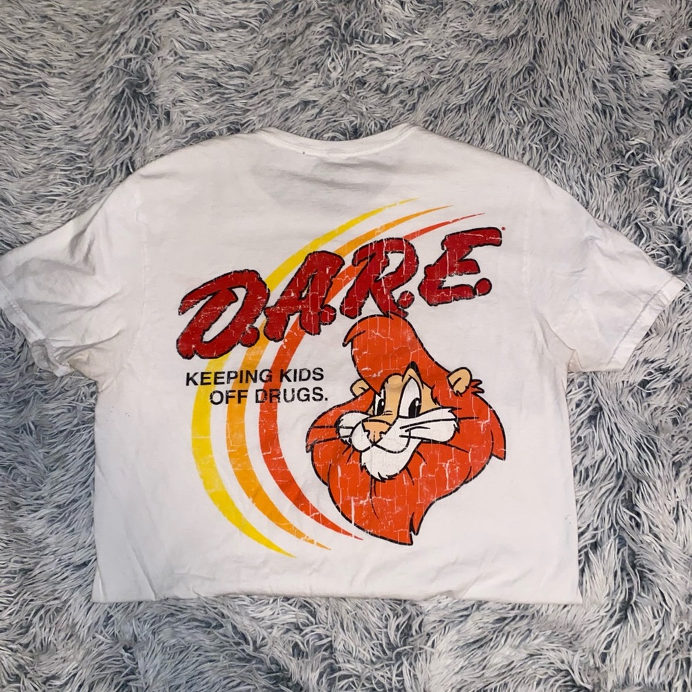 Vintage D.A.R.E shirt